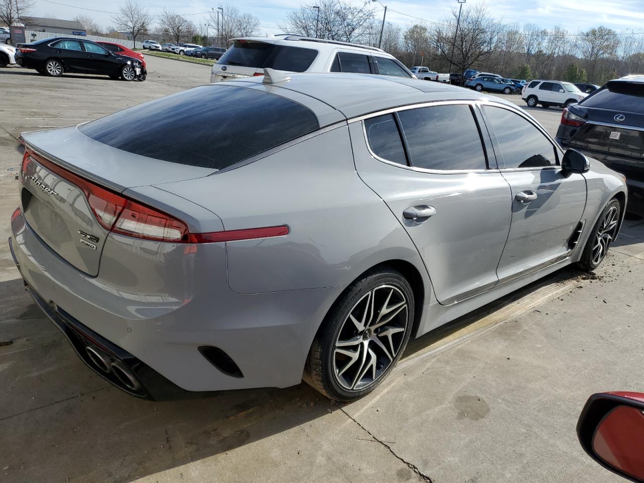2022 Kia Stinger - Image 3