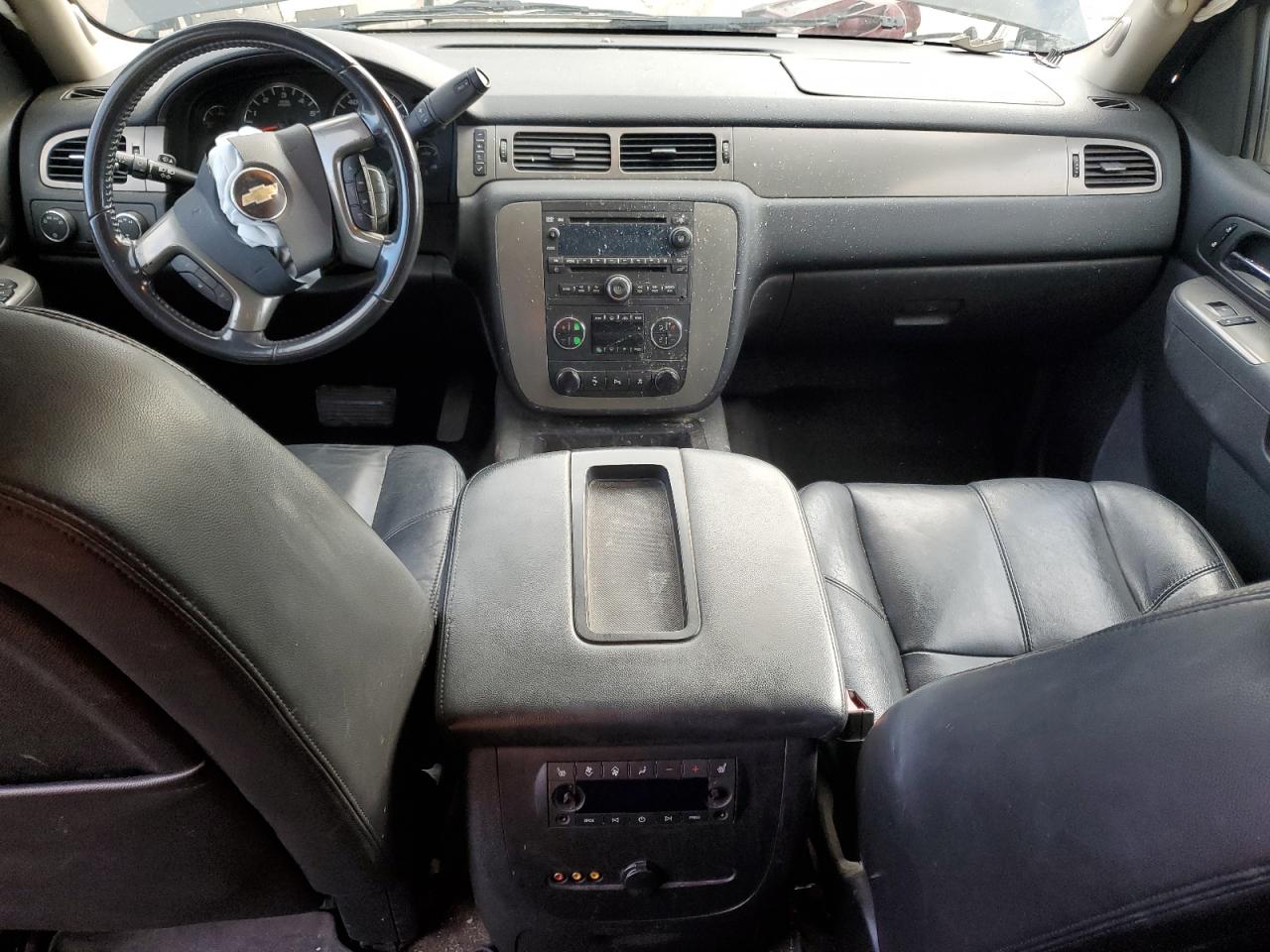 2010 Chevrolet Tahoe - Image 8