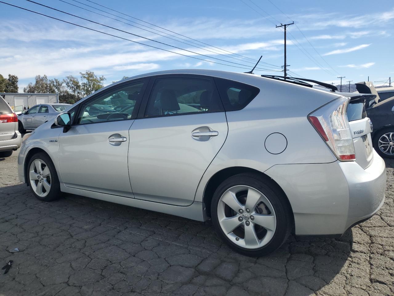 2010 Toyota Prius - Image 2