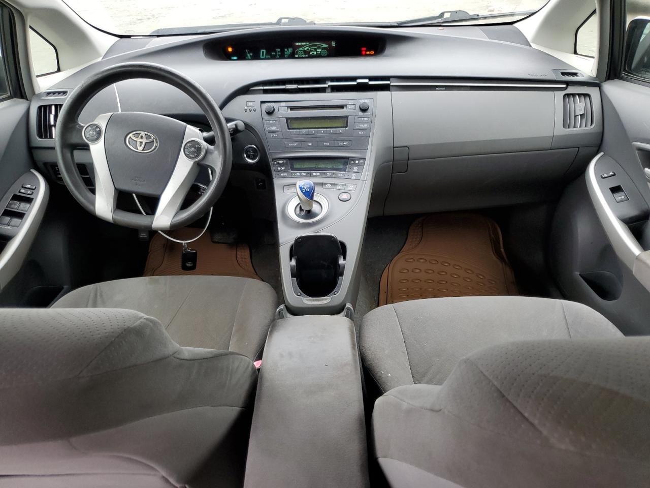 2011 Toyota Prius - Image 8