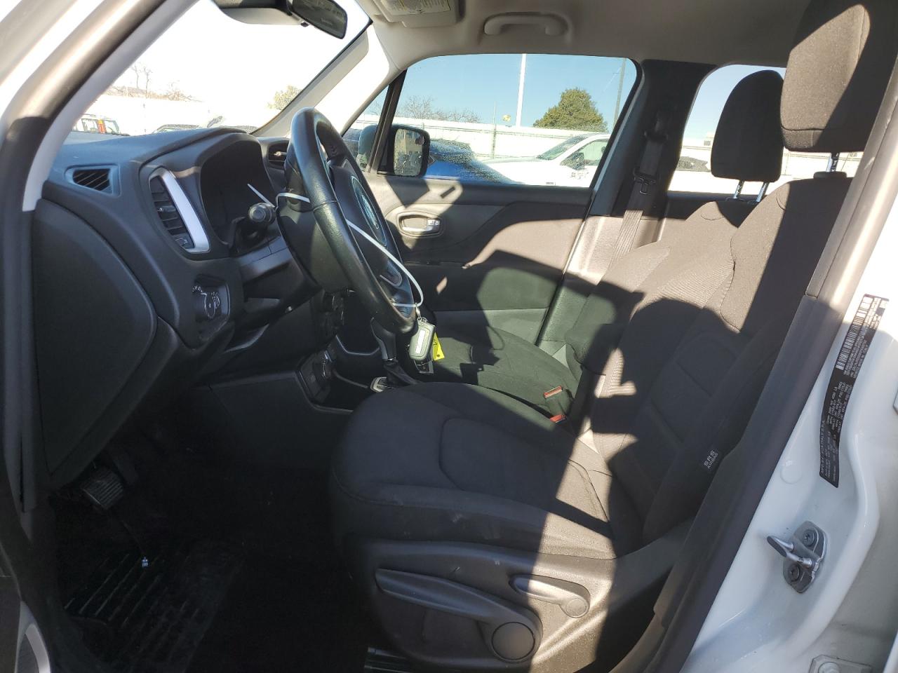 2019 Jeep Renegade - Image 7