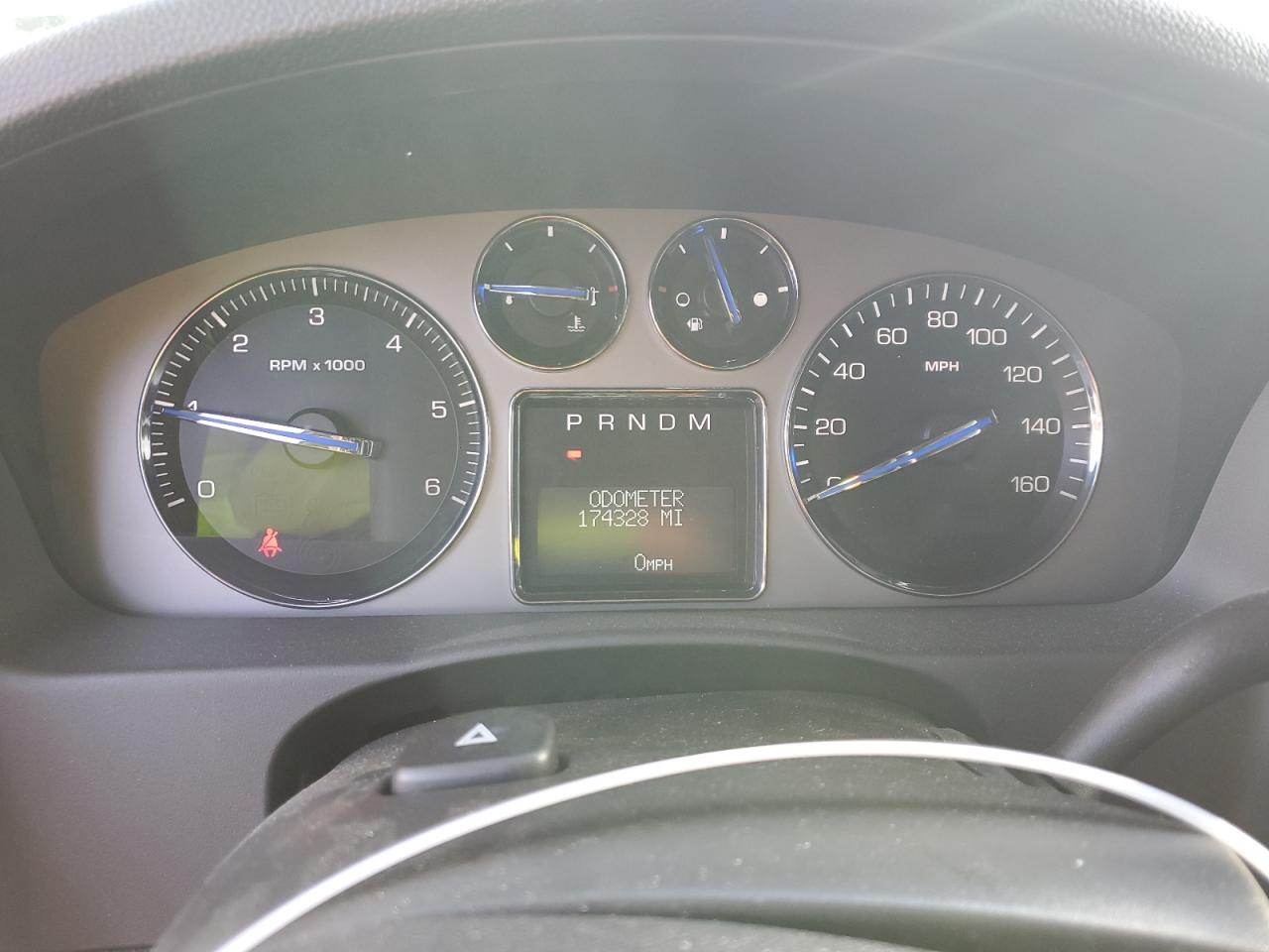 2007 Cadillac Escalade - Image 9