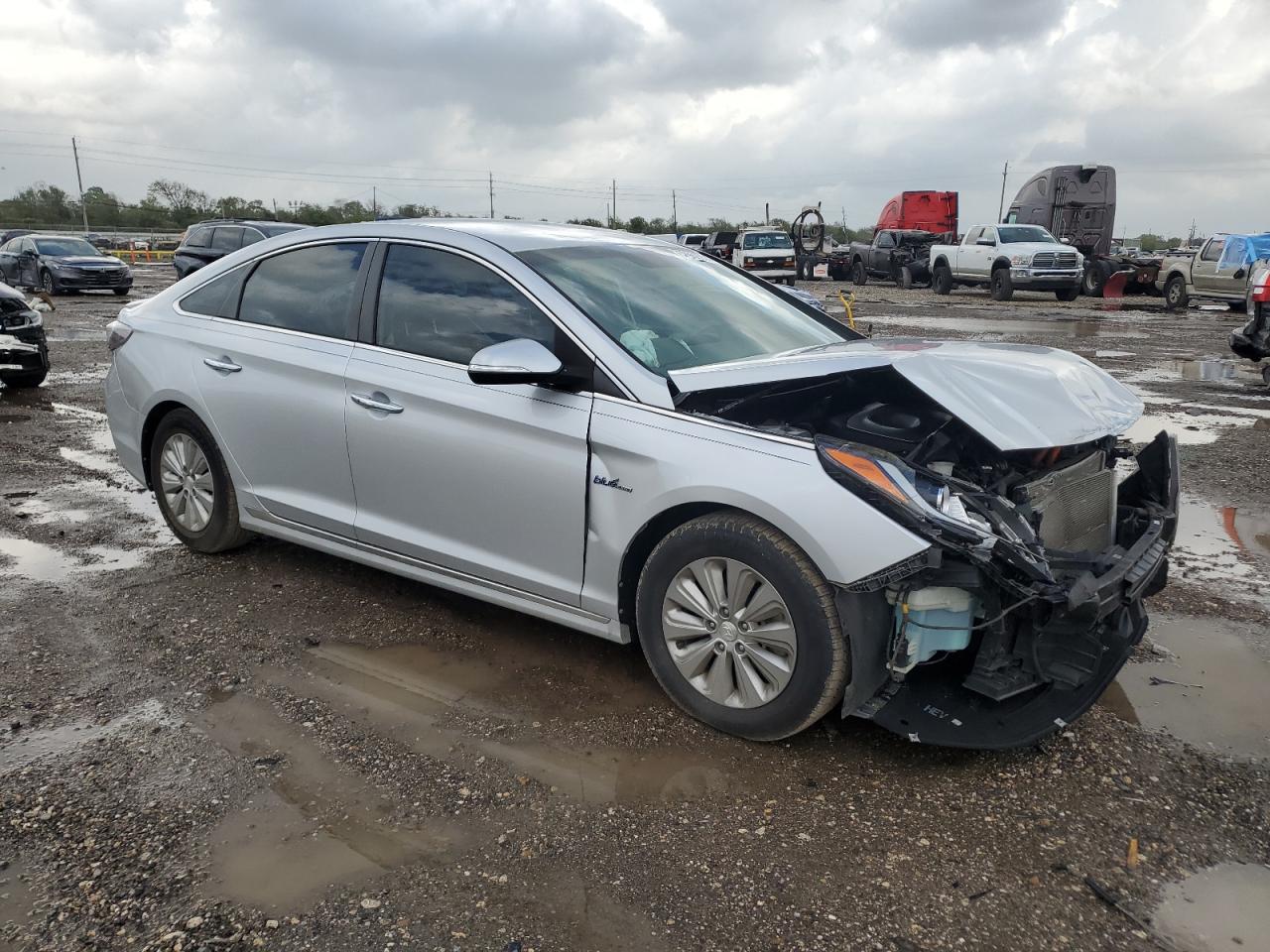 2017 Hyundai Sonata - Image 4