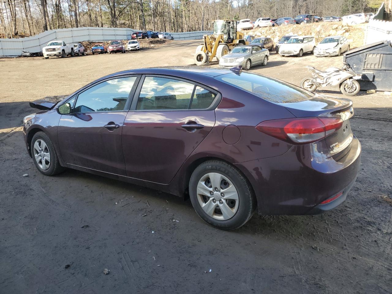 2017 Kia Forte - Image 2