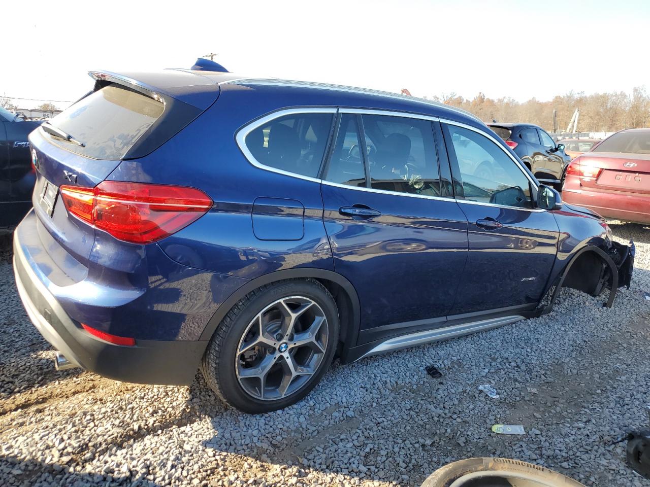WBXHT3C33J5K23979 BMW X1 2018. Фото: 2