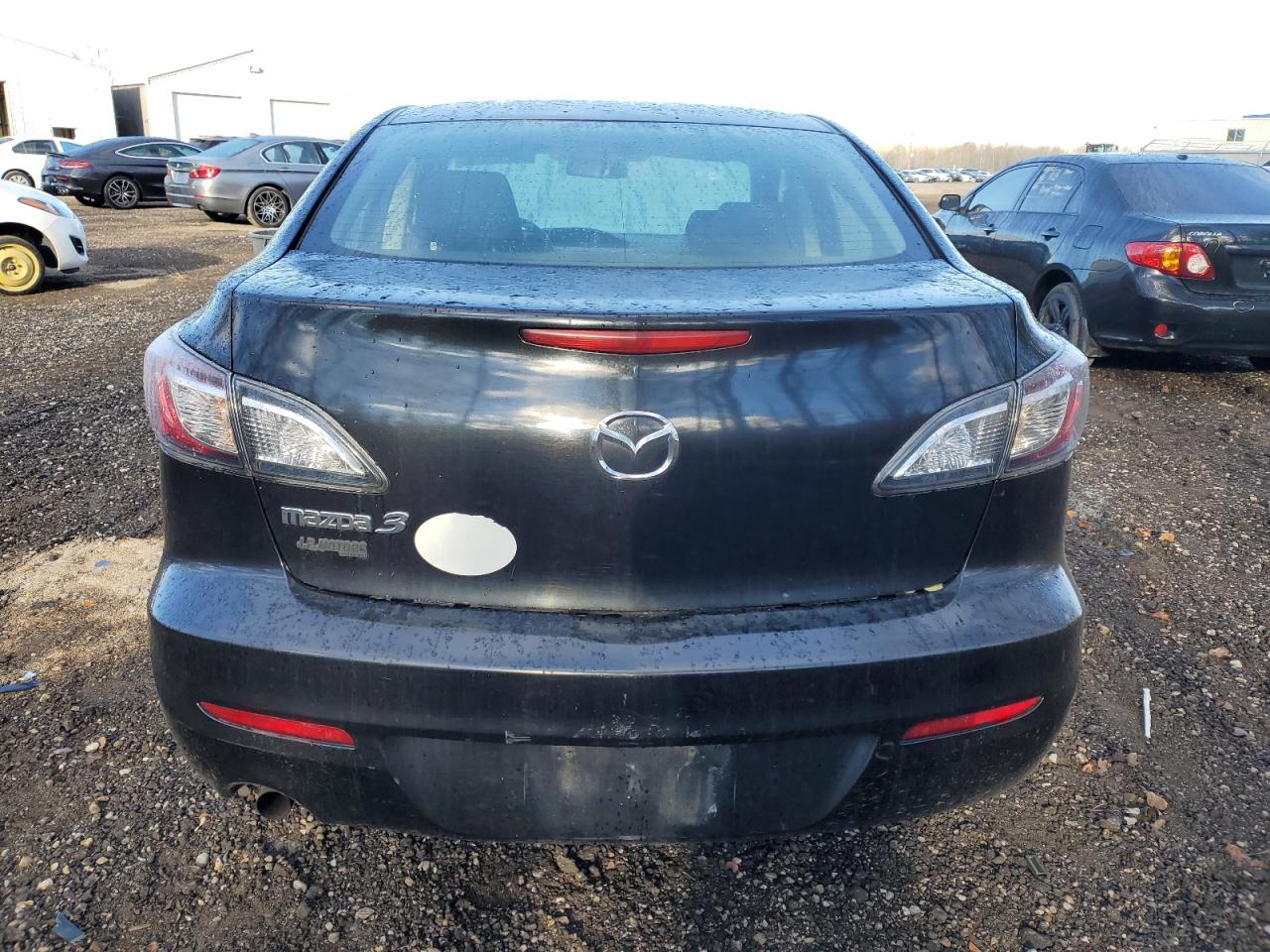2013 Mazda 3 - Image 6
