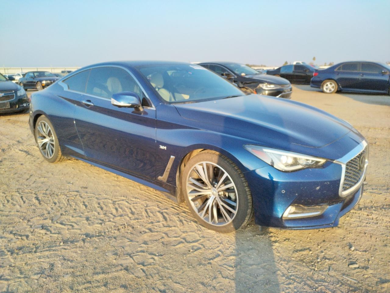 VIN JN1EV7EK3HM363264 2017 INFINITI Q60 no.4