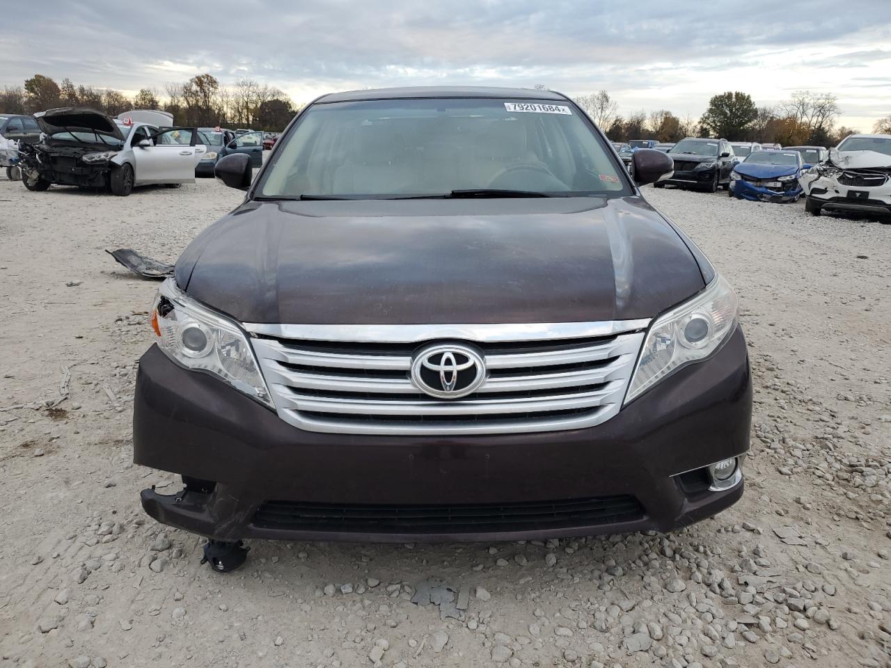 2011 Toyota Avalon - Image 5