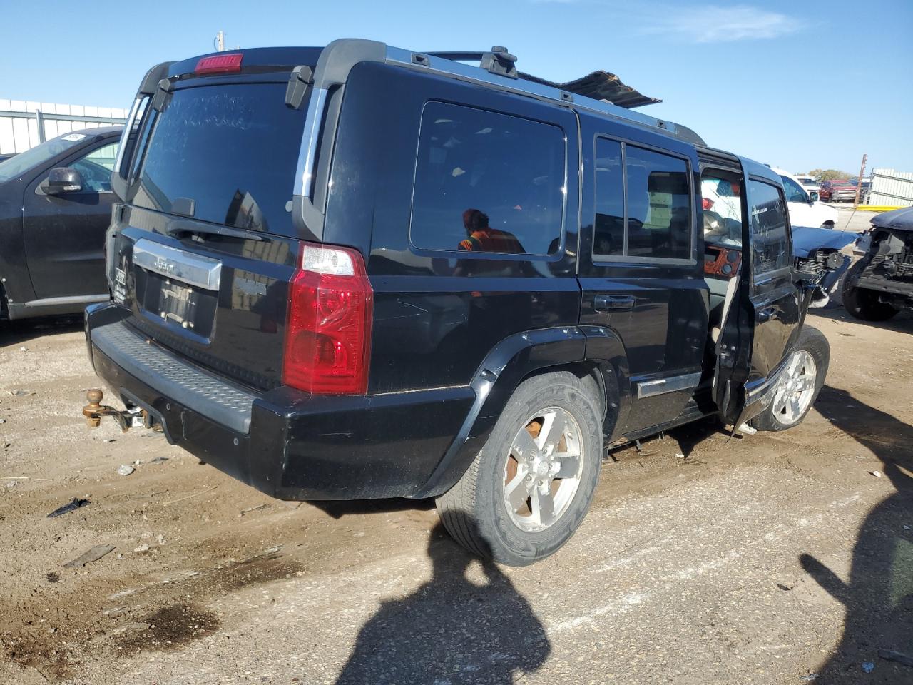 2006 Jeep Commander - Image 3