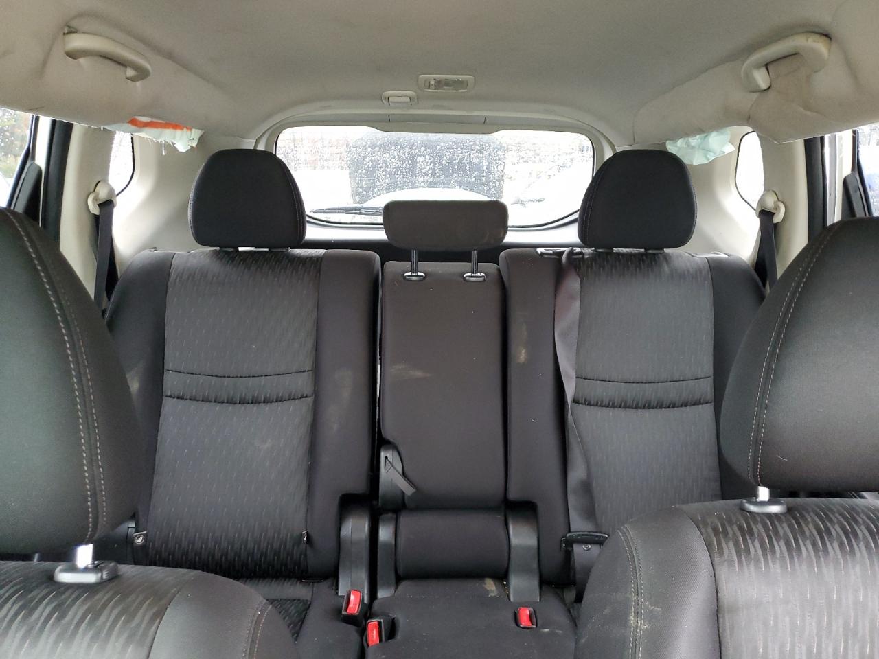 2020 Nissan Rogue - Image 10