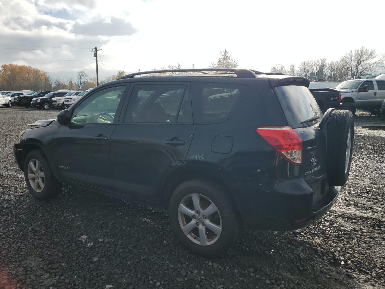 2007 Toyota RAV 4 - Image 2