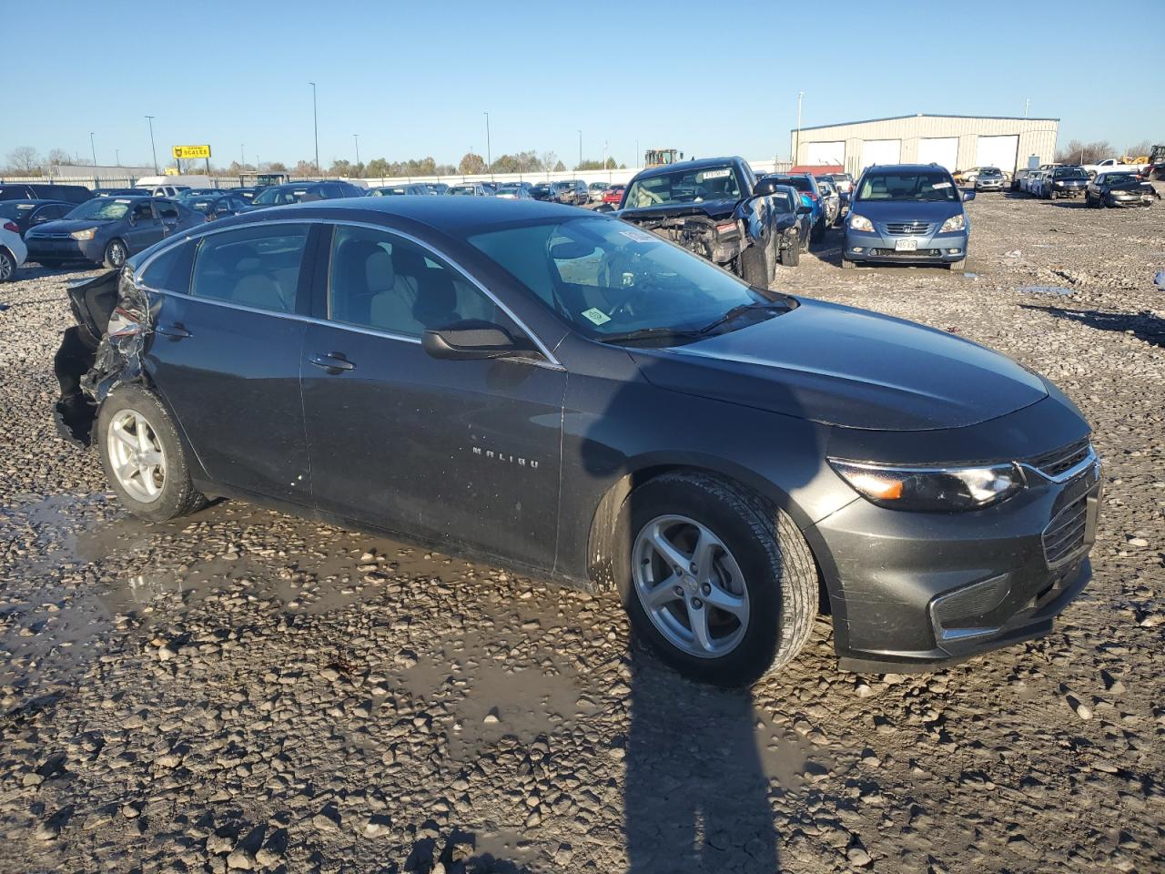 2017 Chevrolet Malibu - Image 4