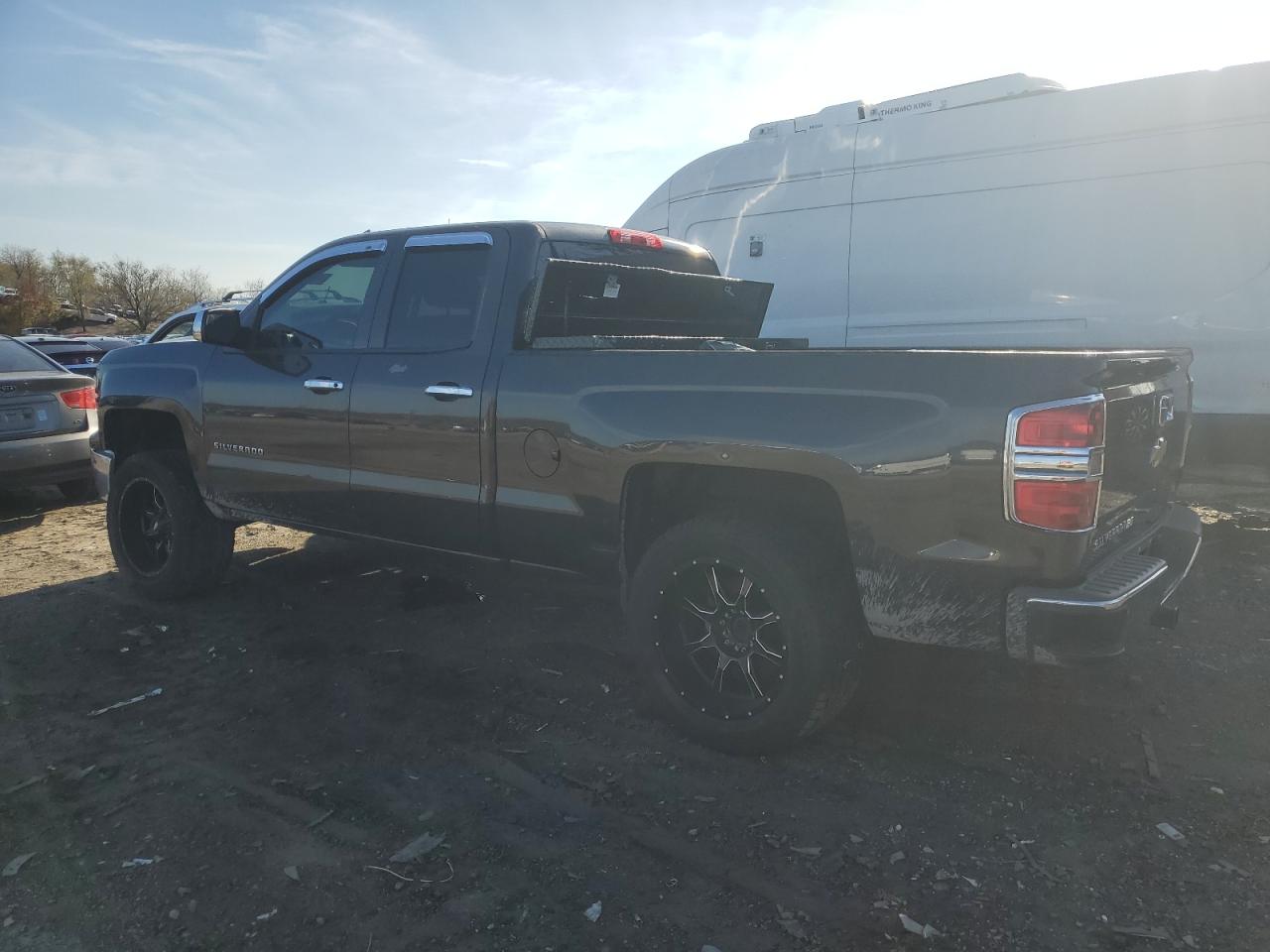 2014 Chevrolet Silverado - Image 2