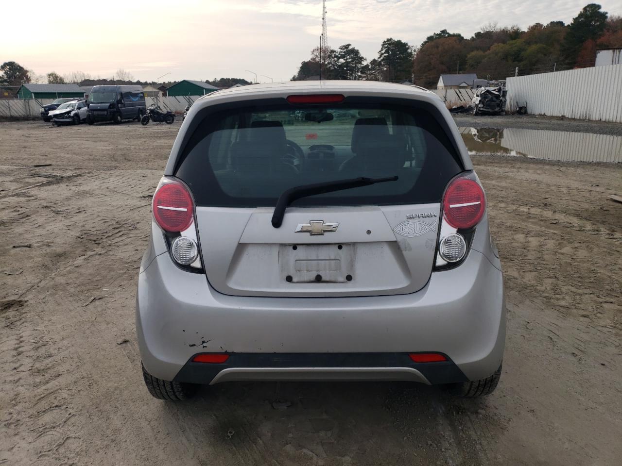 2015 Chevrolet Spark - Image 6