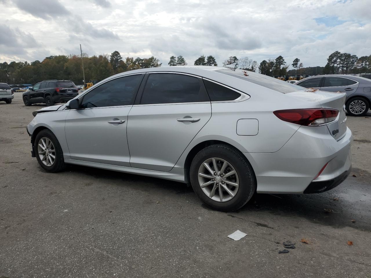 2019 Hyundai Sonata - Image 2