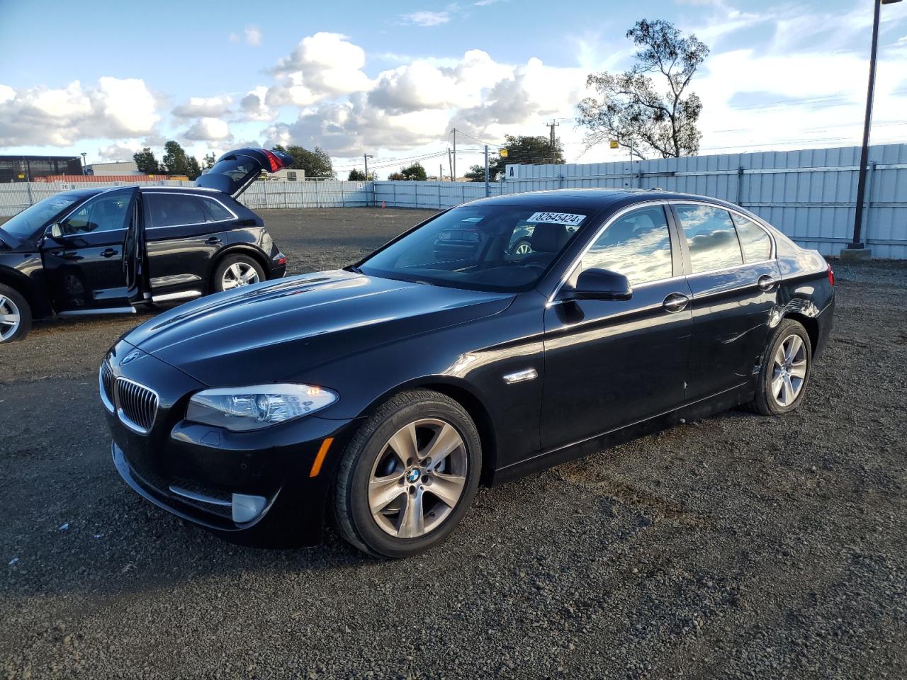 VIN WBAXG5C59DD234292 2013 BMW 5 SERIES no.1