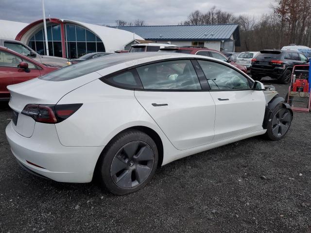  TESLA MODEL 3 2023 Белый