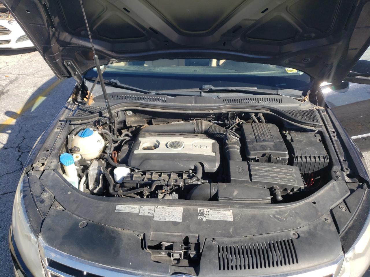 2013 Volkswagen Passat CC - Image 11