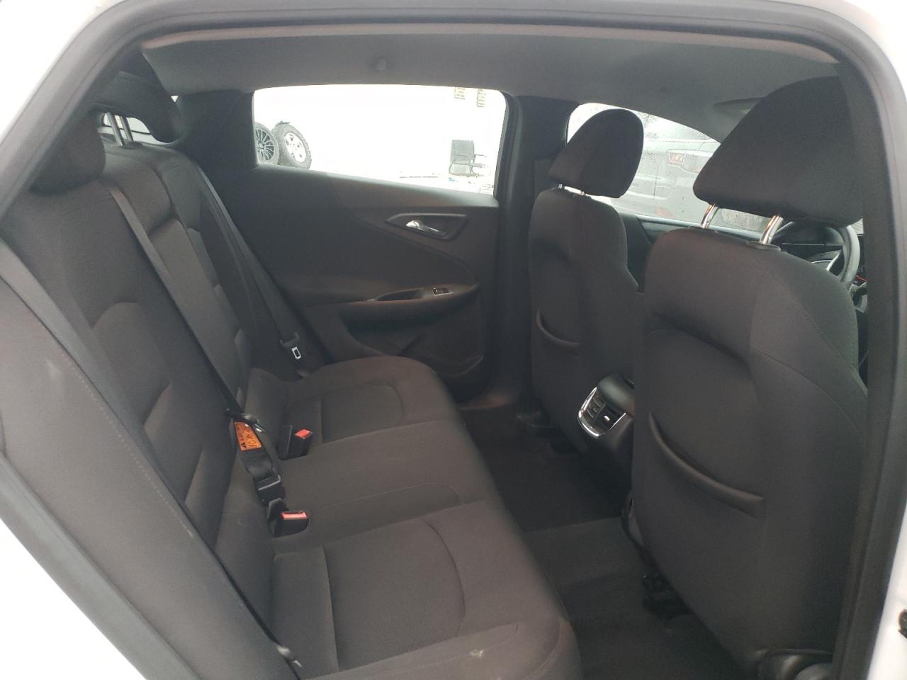 2019 Chevrolet Malibu - Image 10