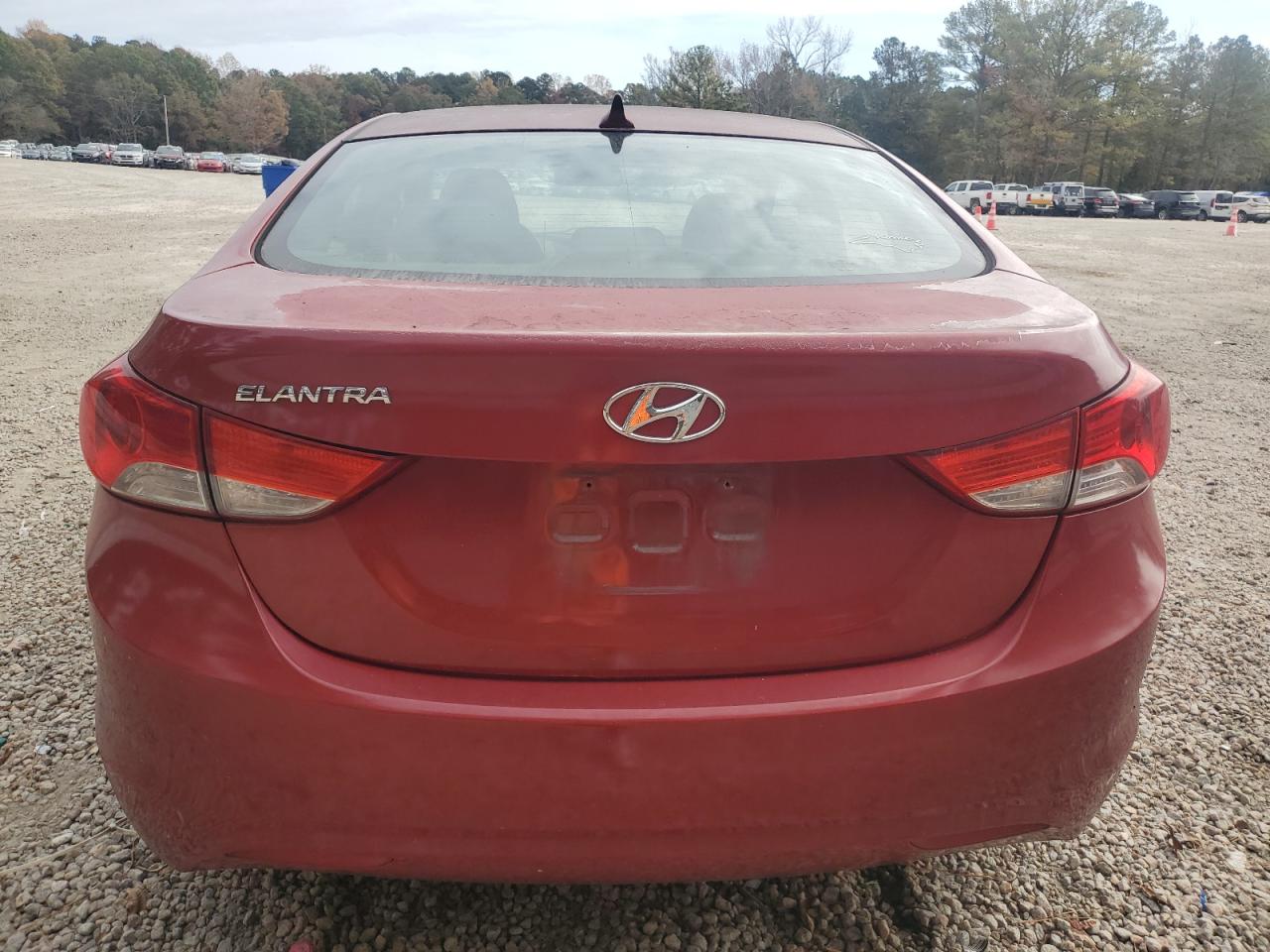 2013 Hyundai Elantra - Image 6