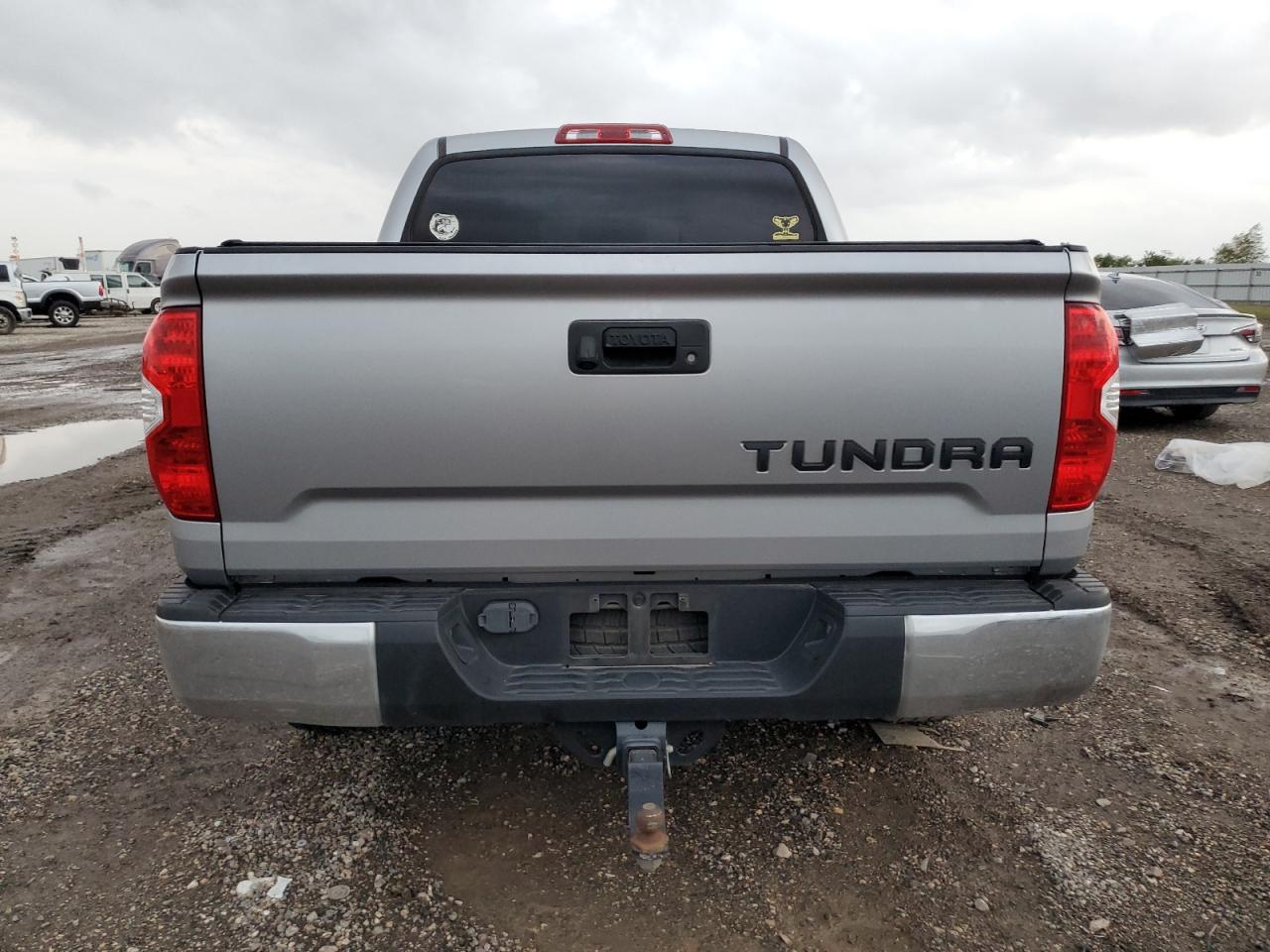 2019 Toyota Tundra Crewmax Sr5 VIN: 5TFEM5F16KX143410 Lot: 79354444