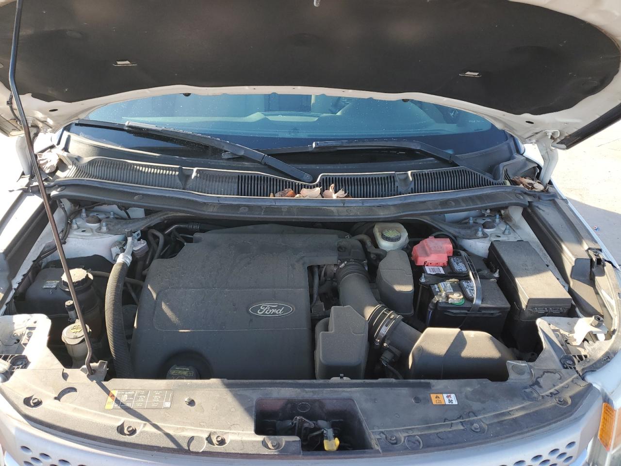 2014 Ford Explorer - Image 12
