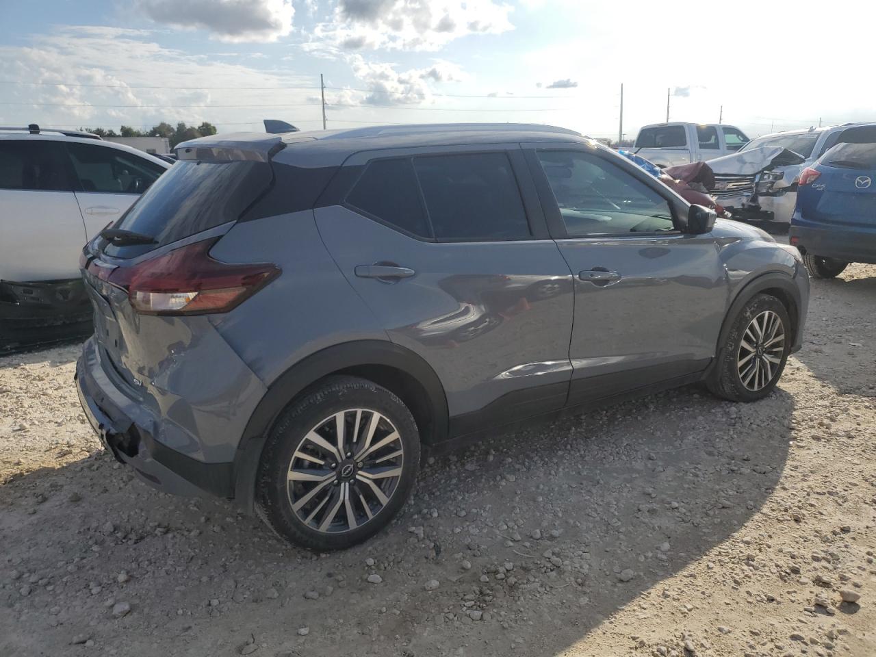 VIN 3N1CP5CV2RL479361 2024 NISSAN KICKS no.3