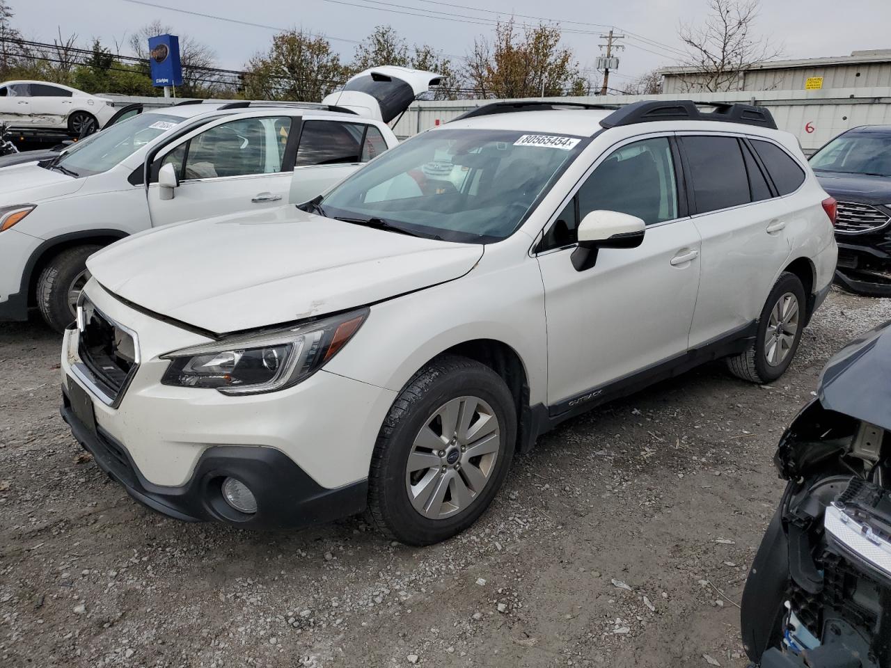 2018 Subaru Outback - Image 1