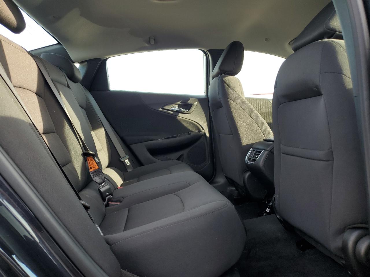 2023 Chevrolet Malibu - Image 10