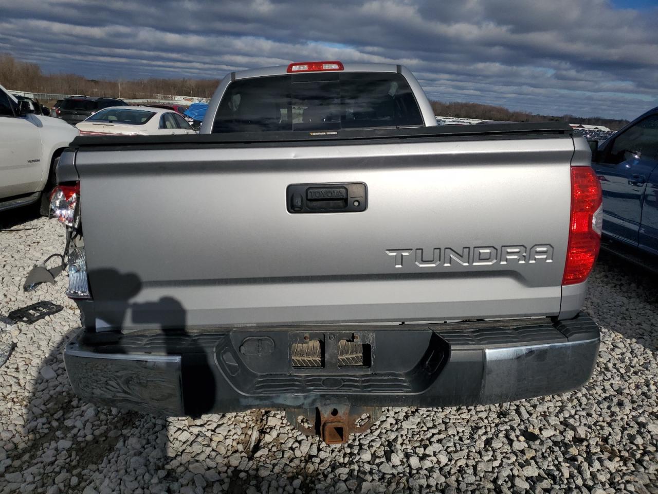 VIN 5TFRM5F16FX085869 2015 TOYOTA TUNDRA no.6