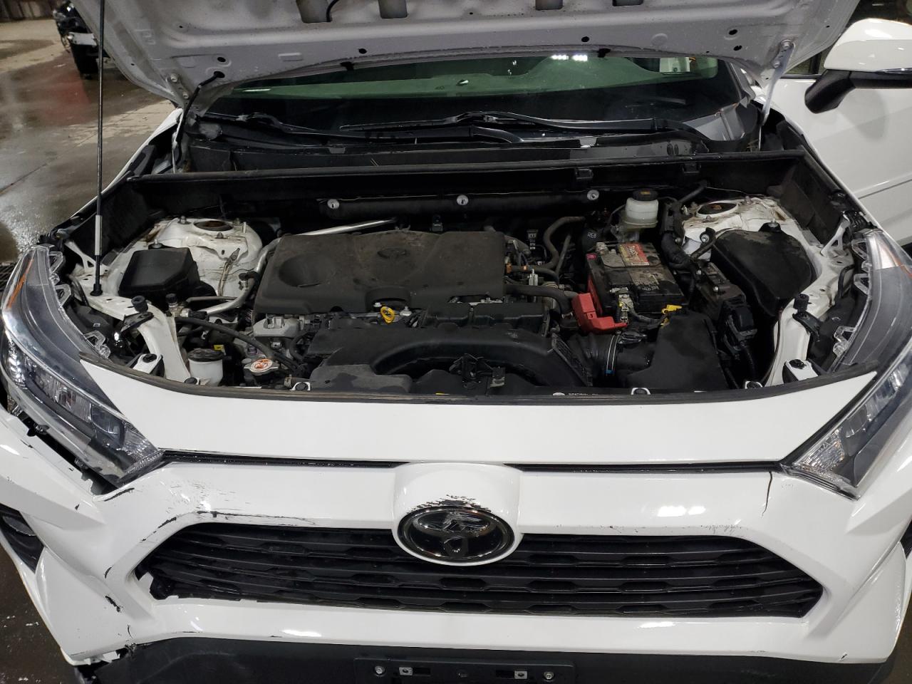 2019 Toyota RAV 4 - Image 13