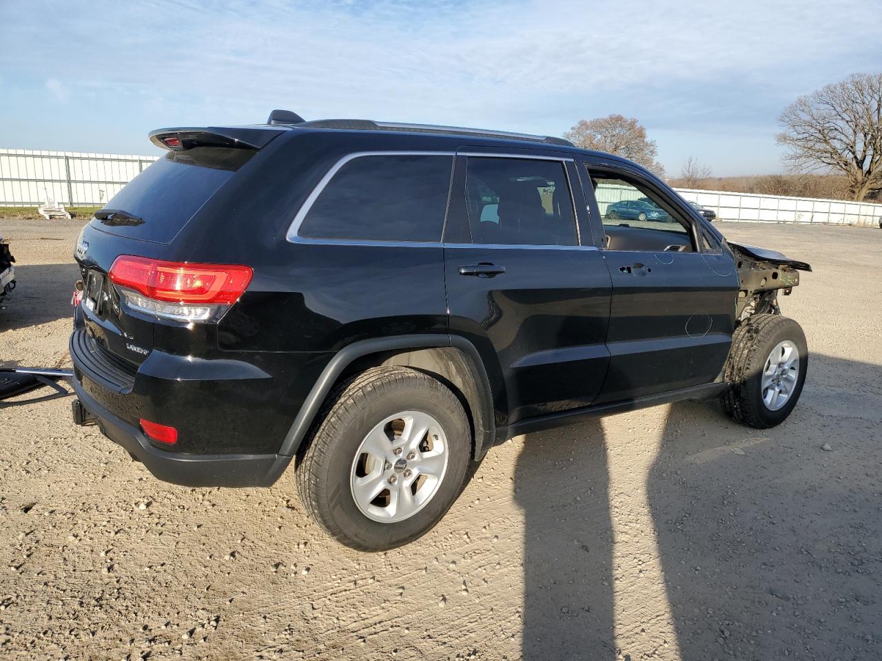 2017 Jeep Grand Cherokee - Image 3