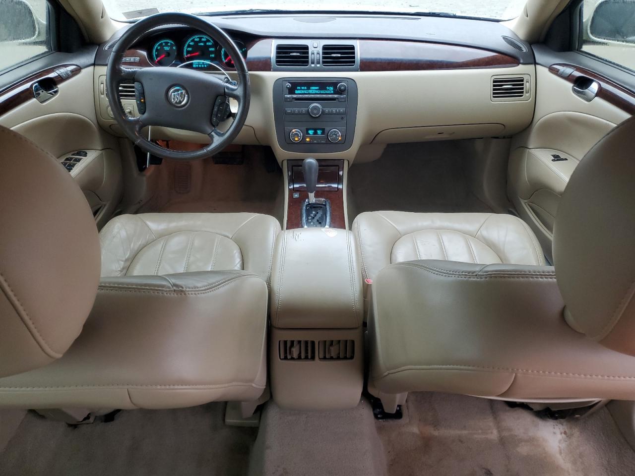 2010 Buick Lucerne - Image 8