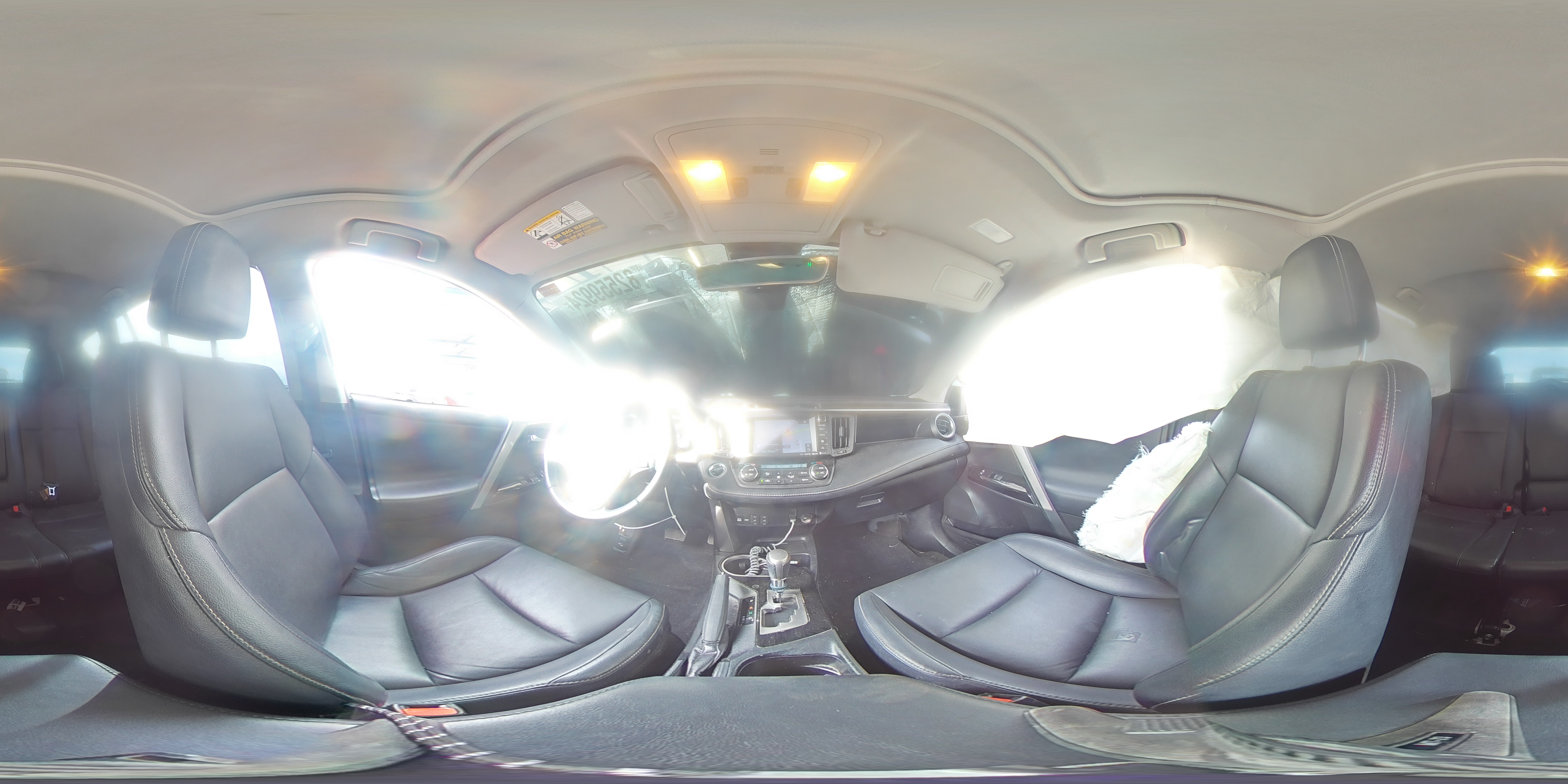 2016 Toyota RAV 4 - Image 14