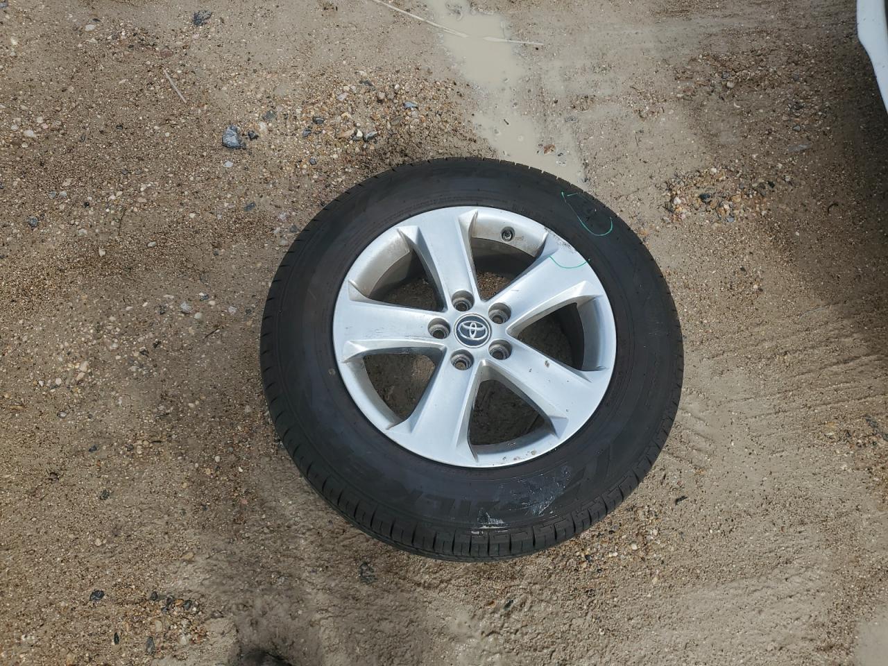 2015 Toyota RAV 4 - Image 14