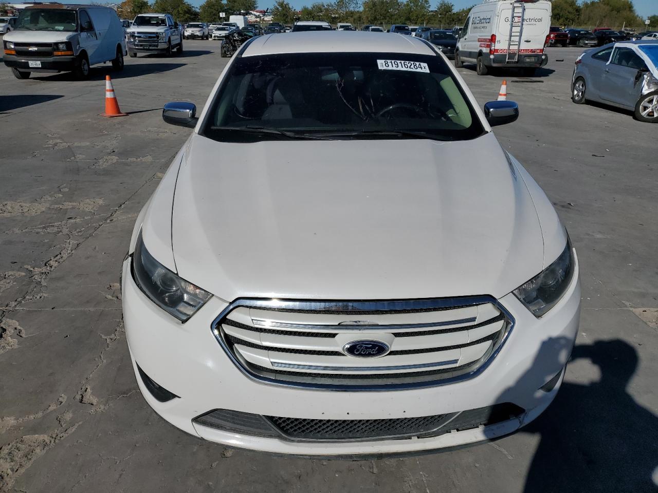 2015 Ford Taurus - Image 5