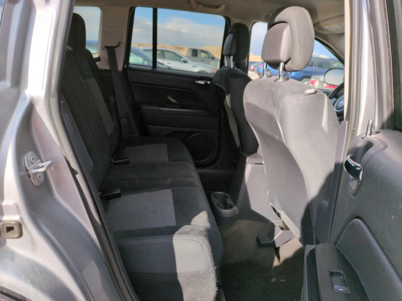 2016 Jeep Compass - Image 10