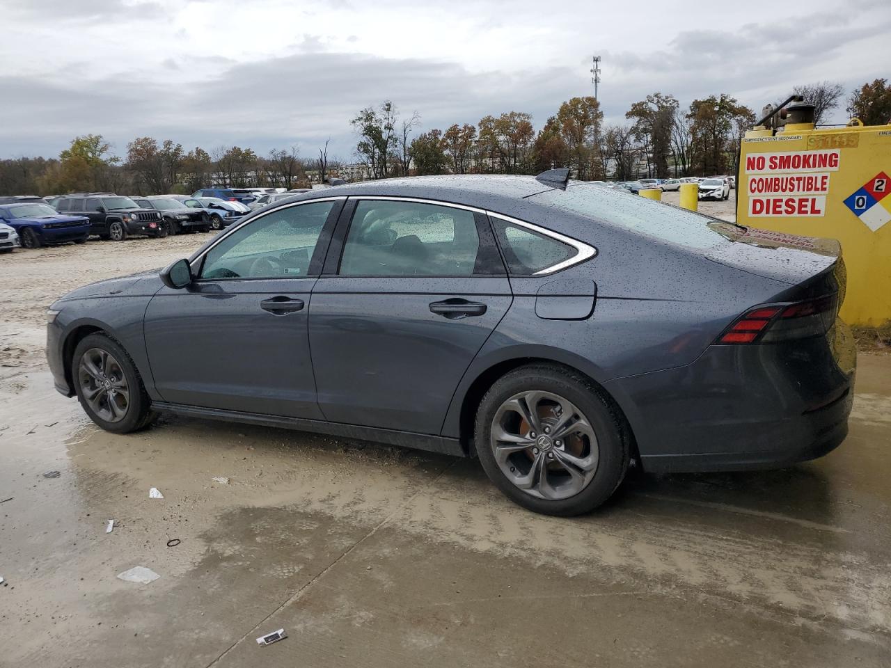 2023 Honda Accord - Image 2