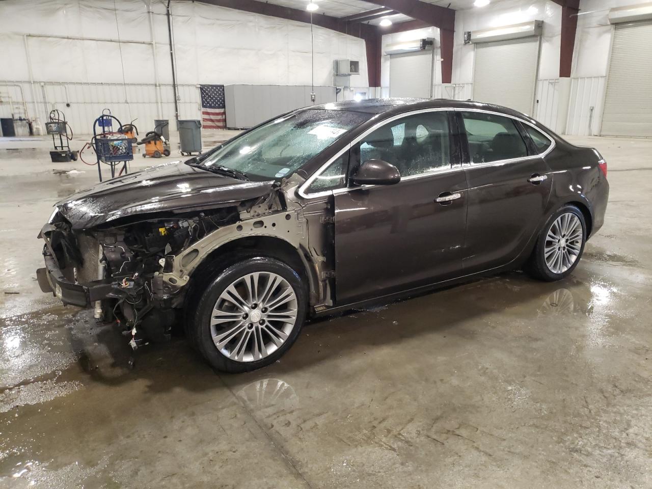 VIN 1G4PS5SK1D4137916 2013 BUICK VERANO no.1