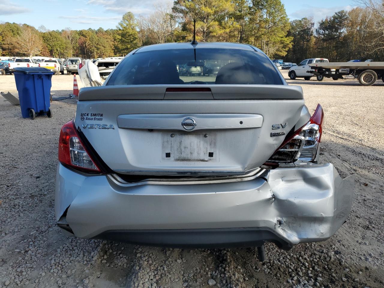 2017 Nissan Versa S VIN: 3N1CN7AP4HL805715 Lot: 79389174