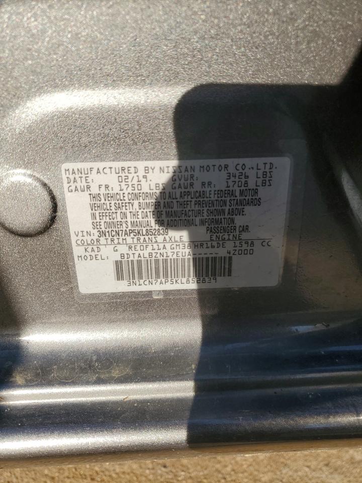 2019 Nissan Versa - Image 12
