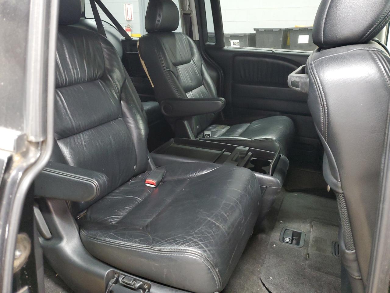 2005 Honda Odyssey - Image 12