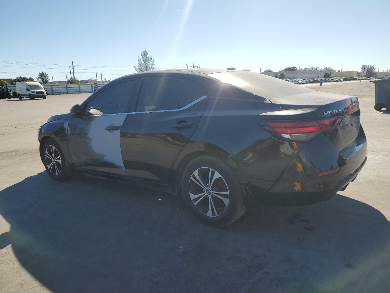 2020 Nissan Sentra - Image 2