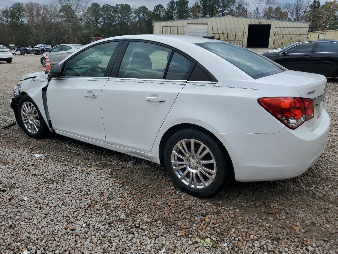 2012 Chevrolet Cruze - Image 2