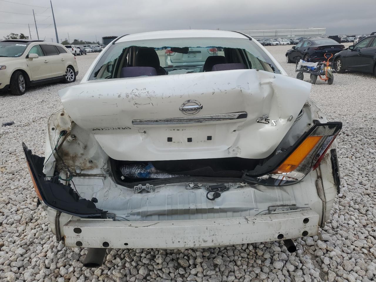 2009 Nissan Altima - Image 6