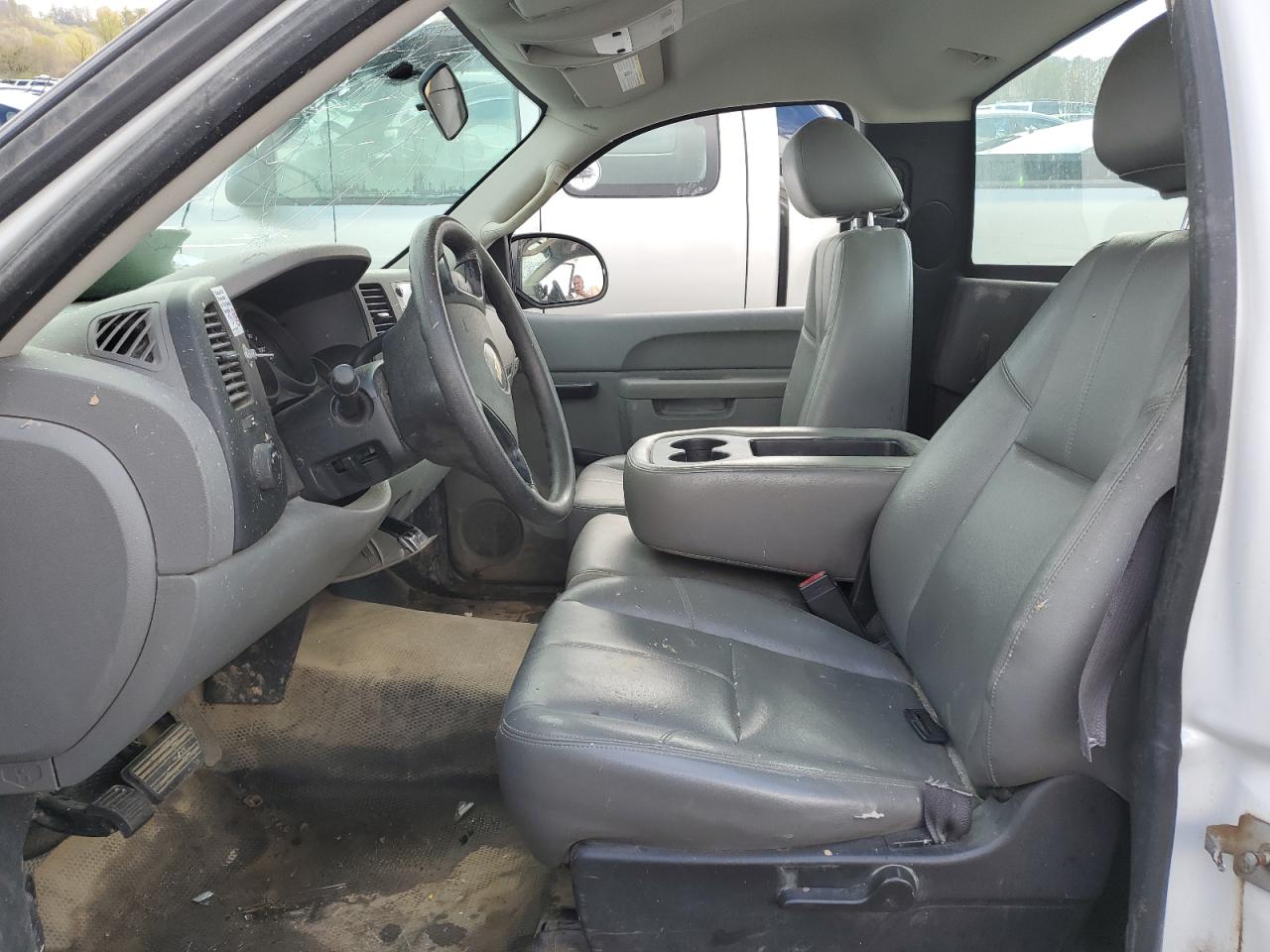 2012 Chevrolet Silverado - Image 7
