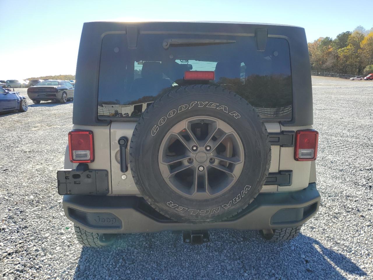 2016 Jeep Wrangler - Image 6