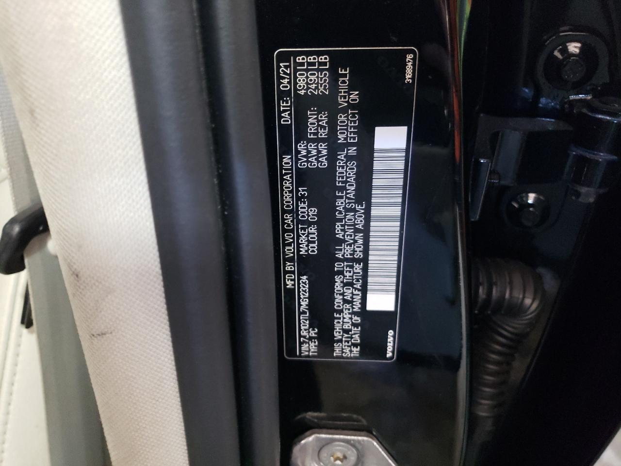 2021 Volvo S60 - Image 12