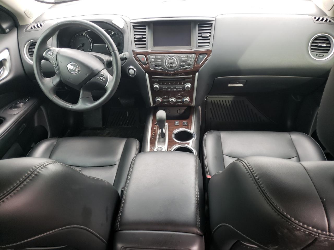 2016 Nissan Pathfinder - Image 8