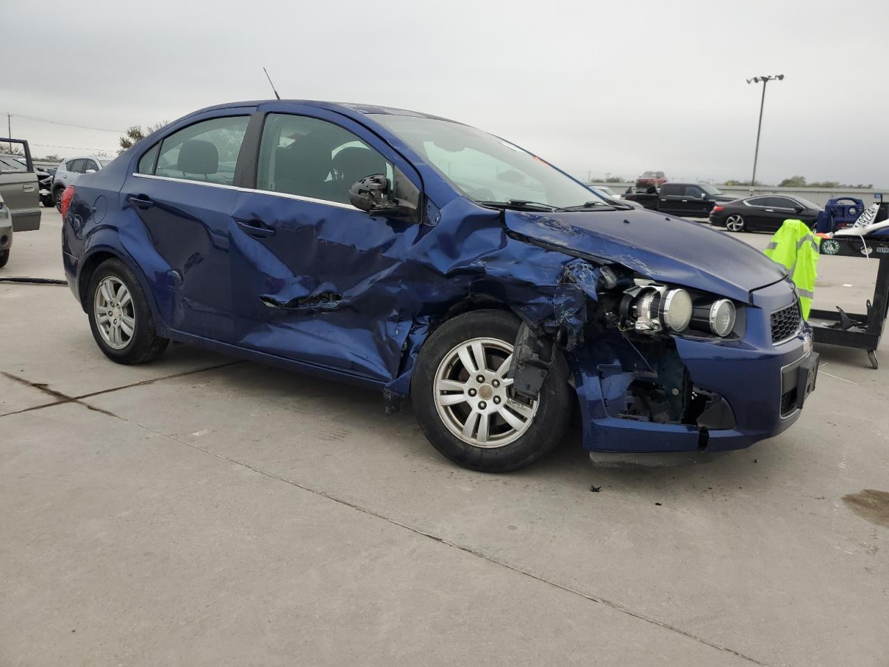 2013 Chevrolet Sonic - Image 4